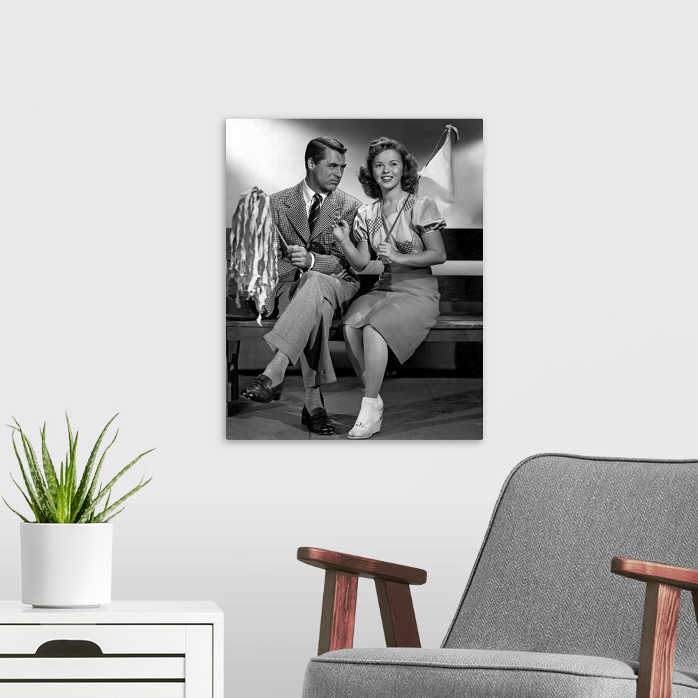 A modern room featuring Cary Grant and Shirley Temple in The Bachelor And The Bobby-Soxer