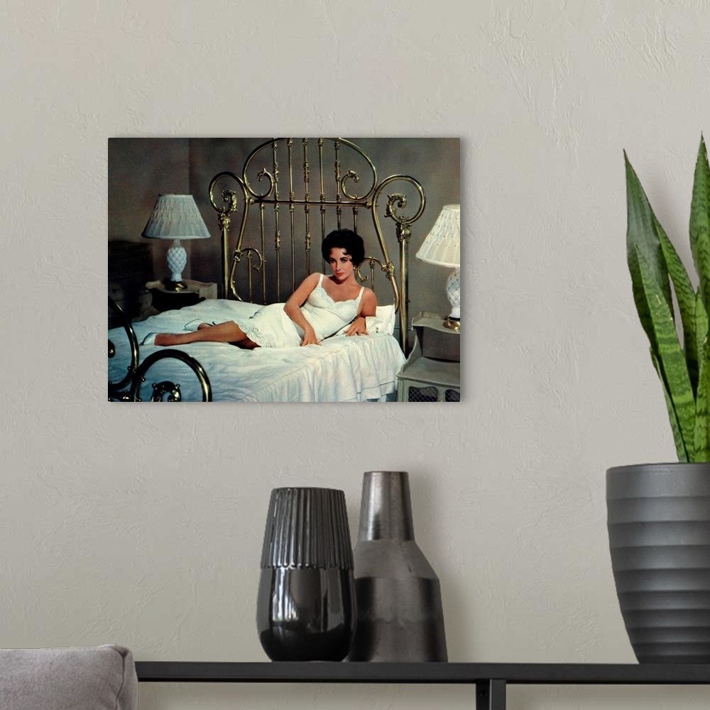 A modern room featuring Elizabeth Taylor in Cat On A Hot Tin Roof - Movie Still