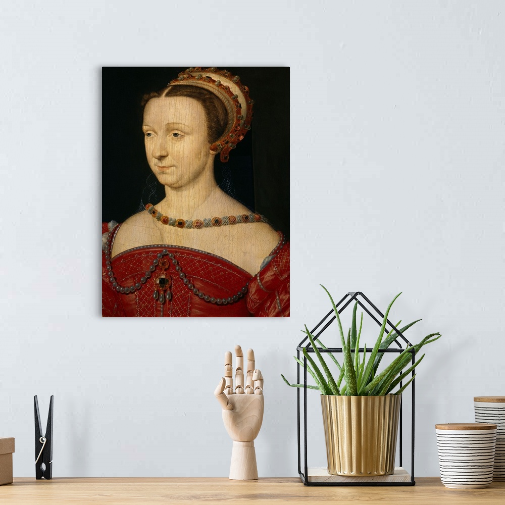 A bohemian room featuring French School. Portrait of Anna d'Este, Duchess of Guise and Nemours. Oil on Wood, 0.32 x 0.23 m....