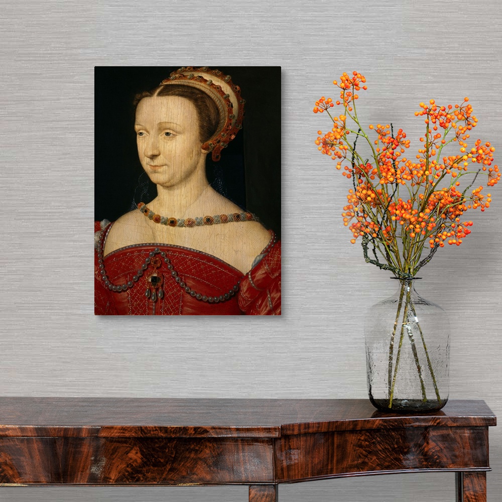 A traditional room featuring French School. Portrait of Anna d'Este, Duchess of Guise and Nemours. Oil on Wood, 0.32 x 0.23 m....