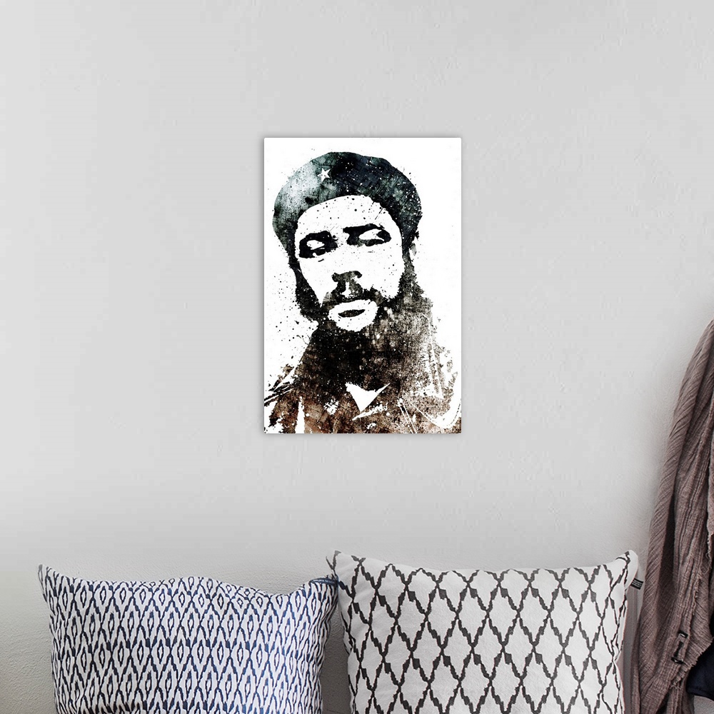 A bohemian room featuring Che