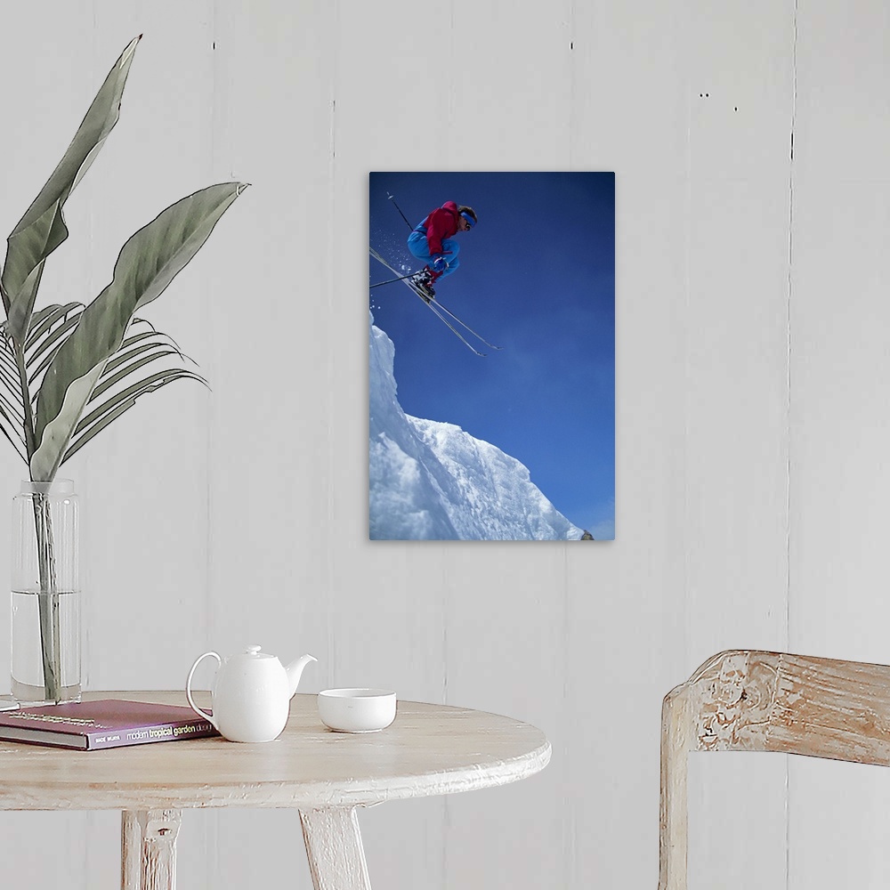 A farmhouse room featuring Alpine skiing, Crested Butte, Colorado, USA, low angle view