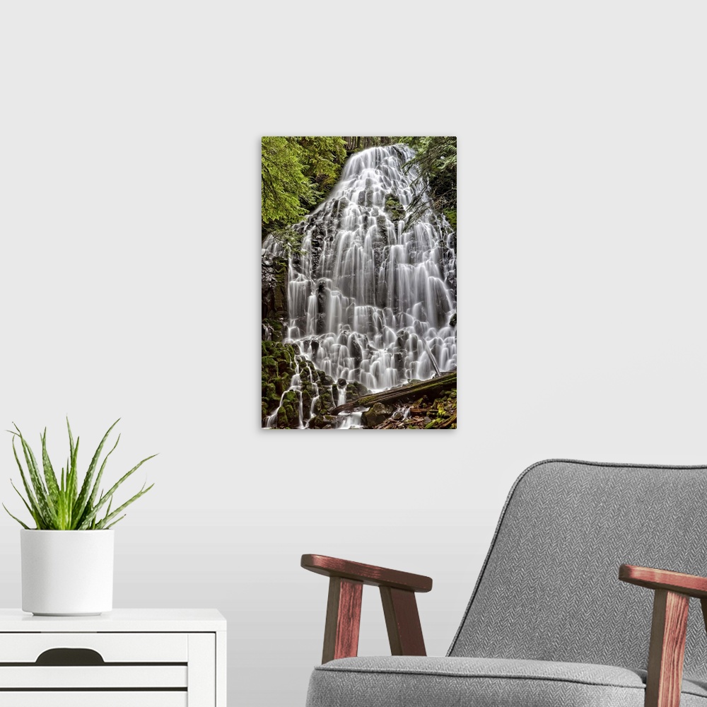 A modern room featuring Beautiful waterfall.
