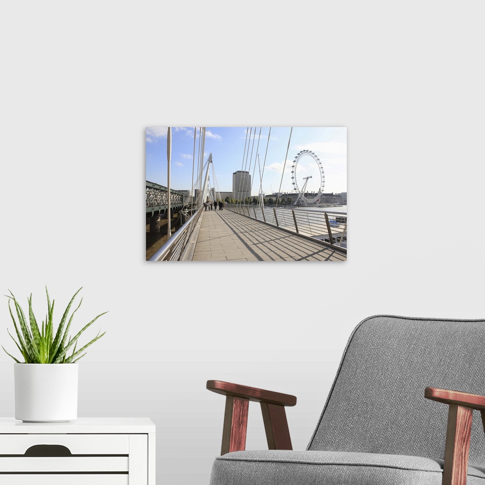 A modern room featuring UK, London, Bridge and London Eye