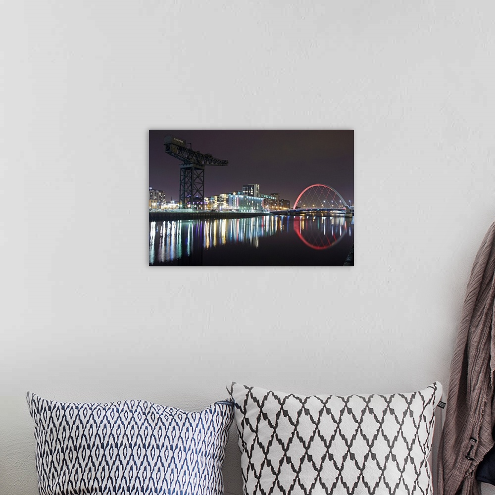 A bohemian room featuring View of Finnieston Crane and Clyde arc bridge on the River Clyde at night