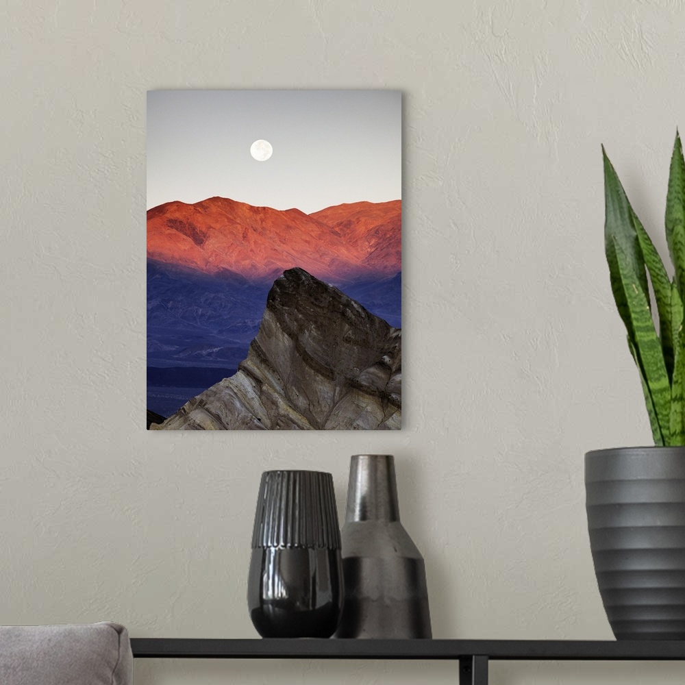 A modern room featuring USA,California,Death Valley National Park