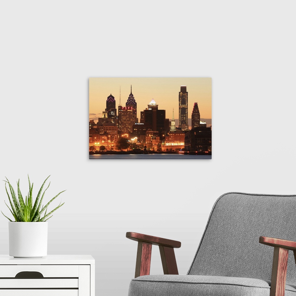 A modern room featuring Downtown Philadelphia, Pennsylvania at sunset