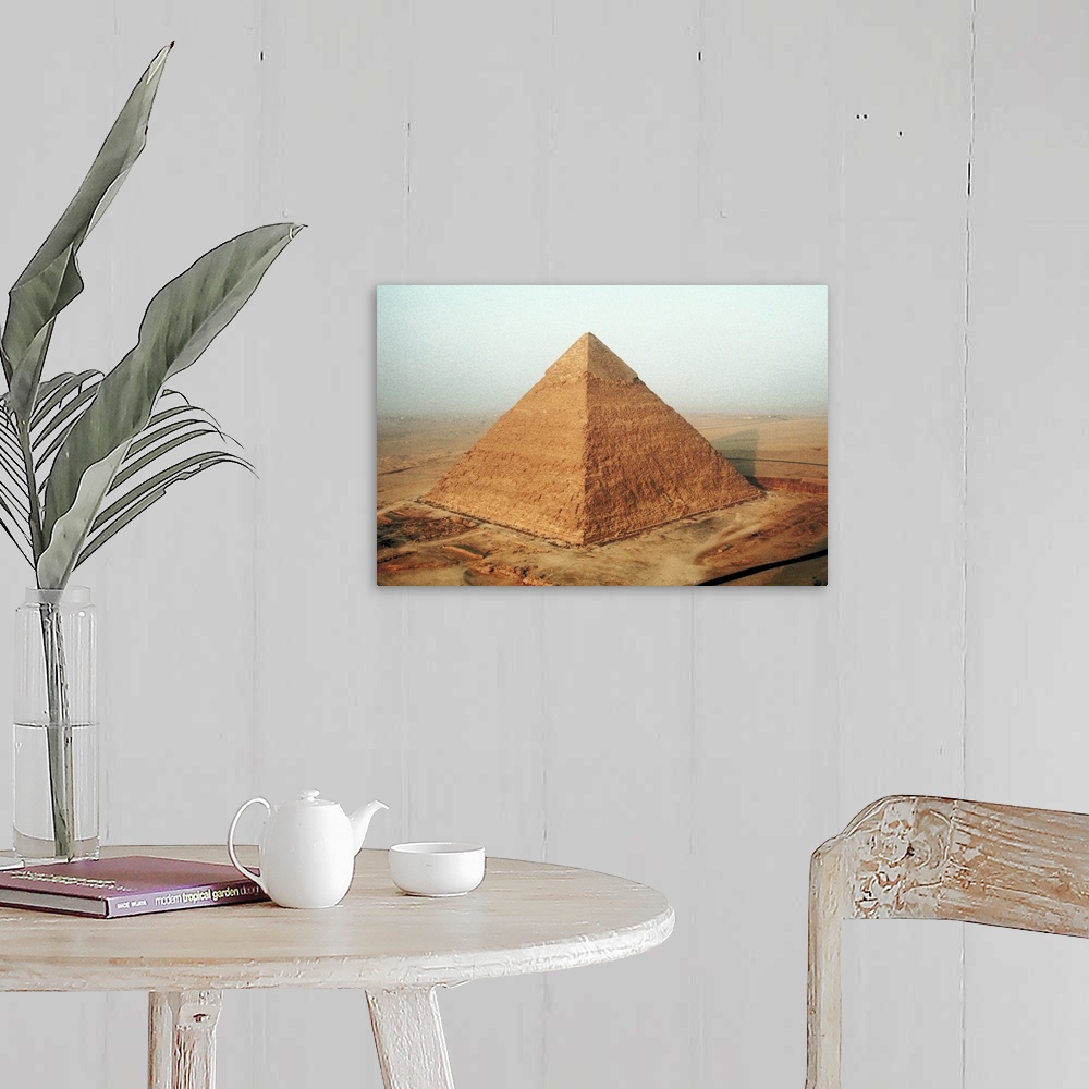 A farmhouse room featuring Egyptian pyramid
