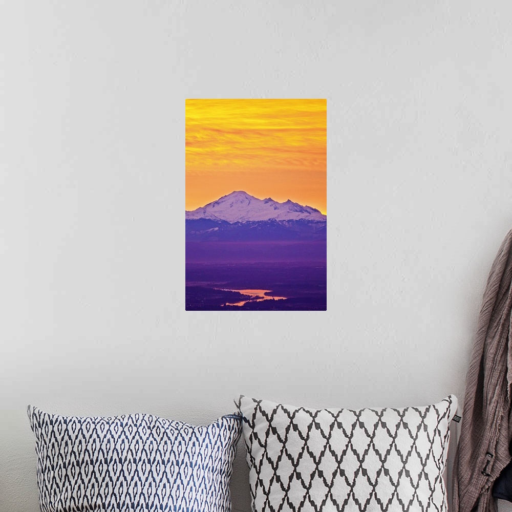 A bohemian room featuring Famous Mt.Baker volcano, located in  North Cascade Mountain Range dominates background while earl...