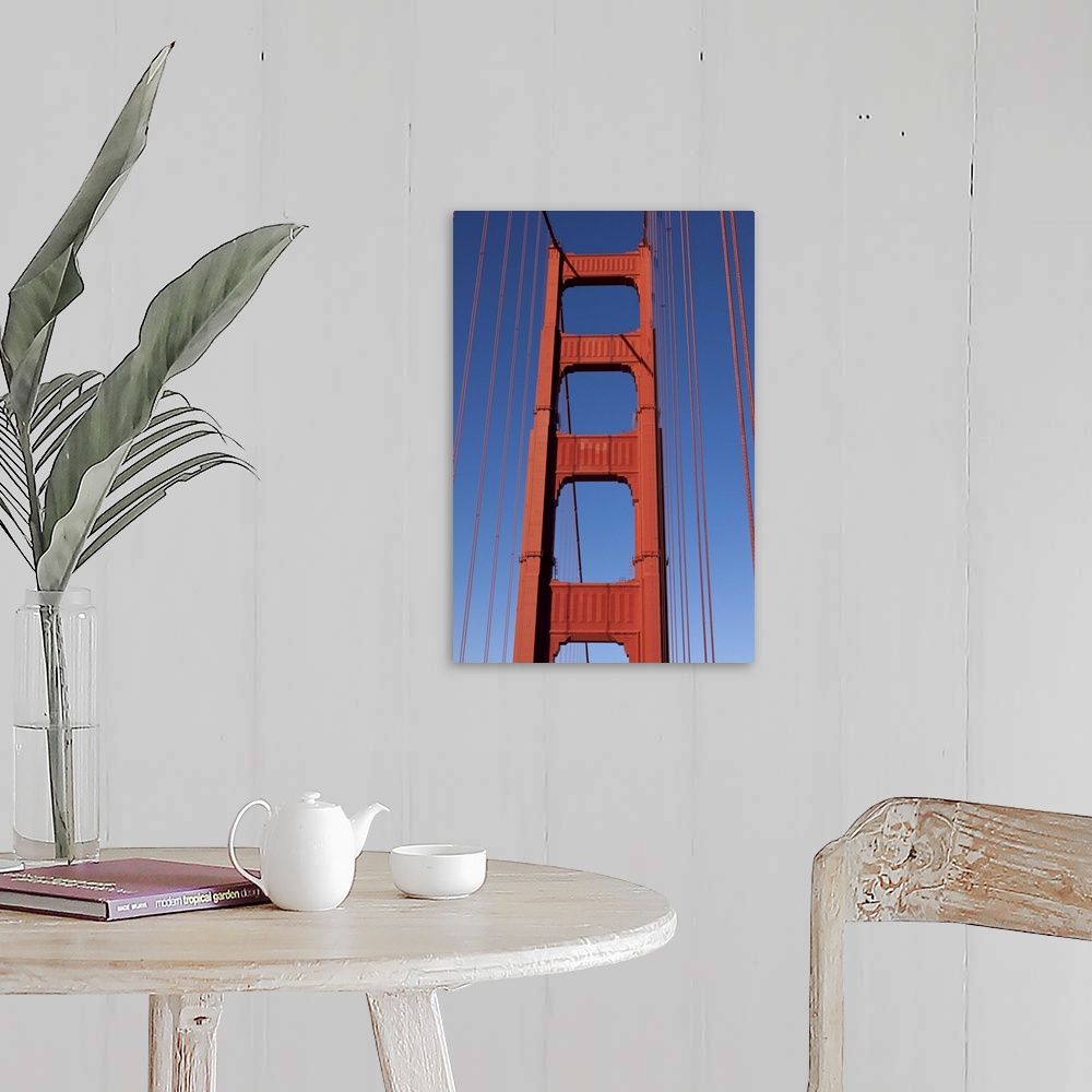 A farmhouse room featuring Golden Gate Bridge Tower against blue sky