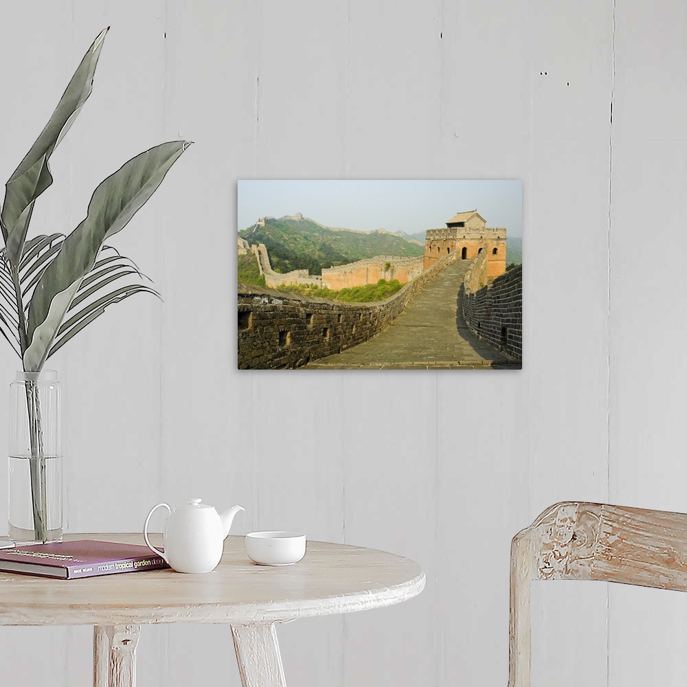 A farmhouse room featuring Great Wall of China.