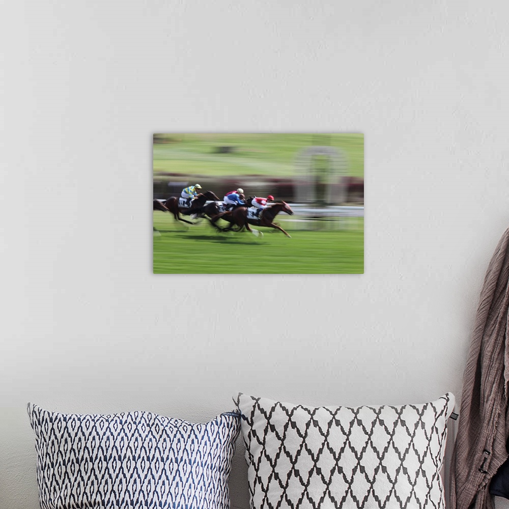 A bohemian room featuring Horse race - blurred motion
