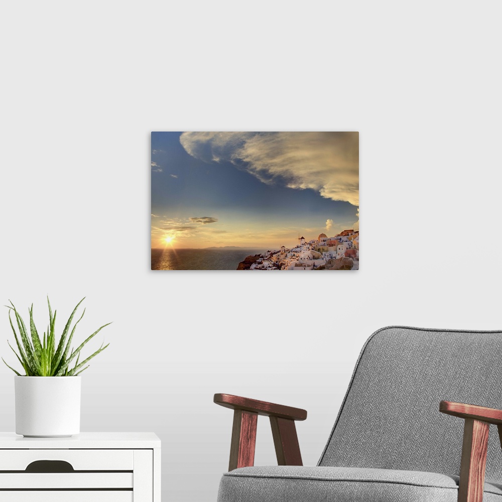 A modern room featuring Island sunset and beautiful clouds