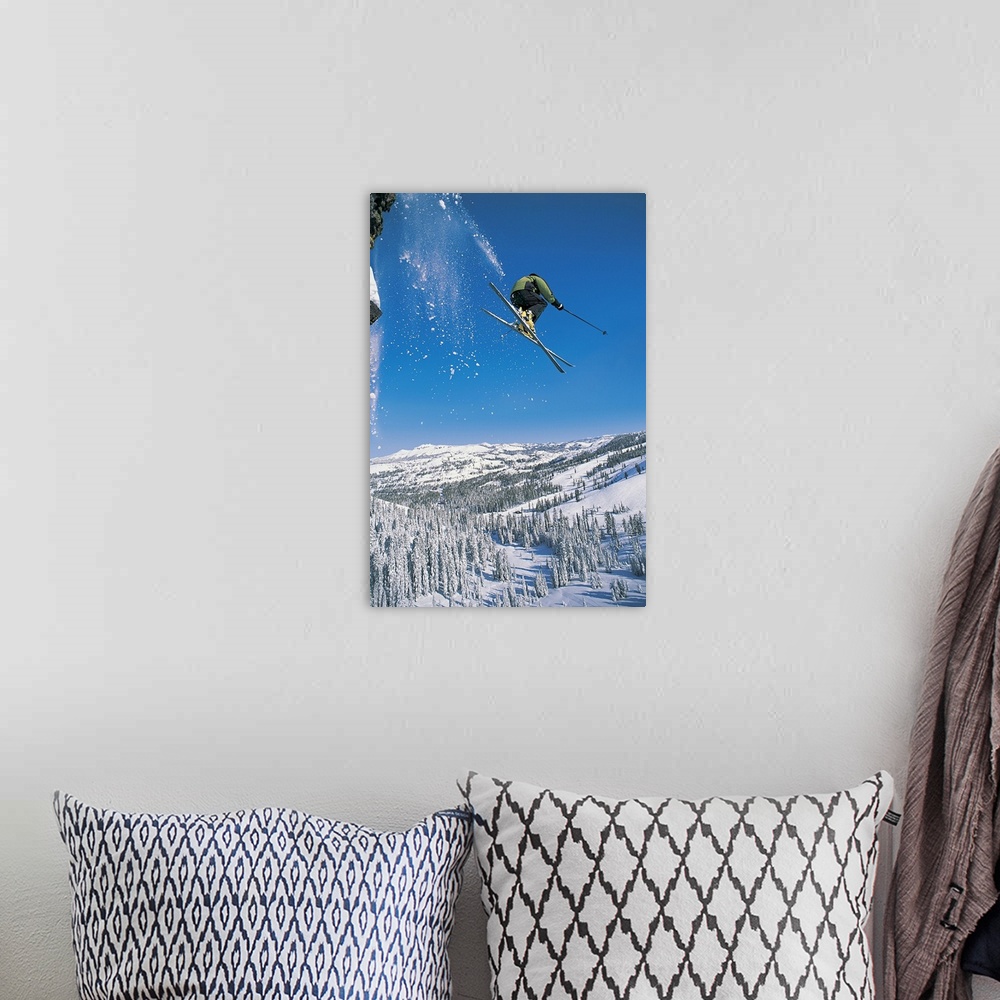 A bohemian room featuring Man Skiing