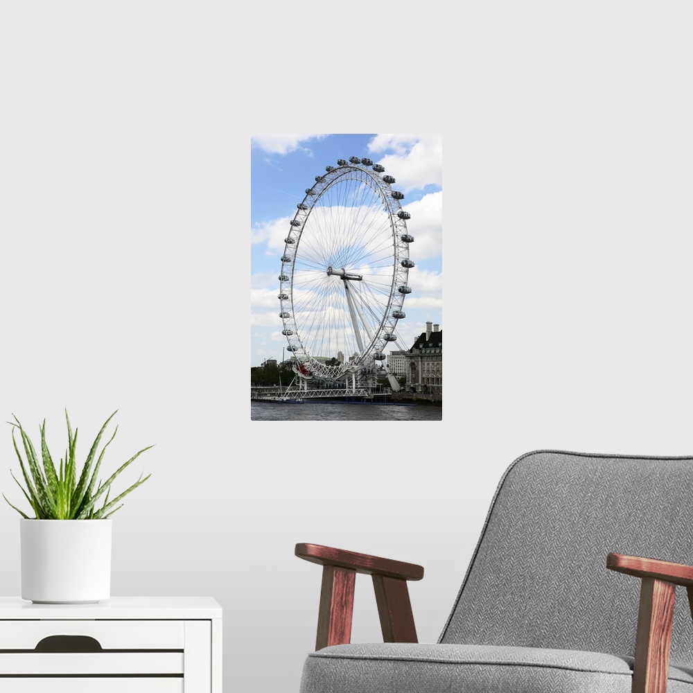 A modern room featuring Millennium Wheel in London , England