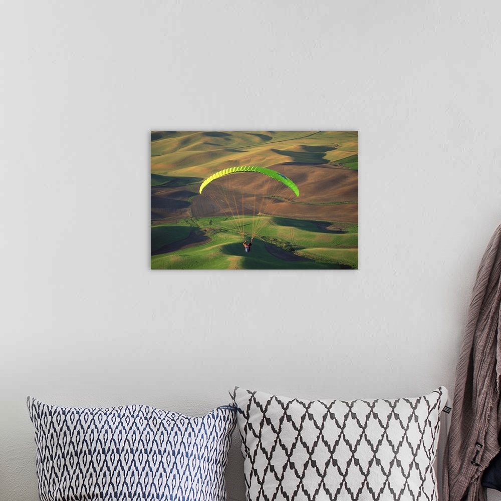 A bohemian room featuring Paraglider flying over fields of Palouse region , Steptoe Butte , Washington