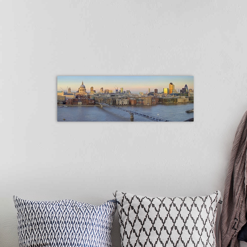 A bohemian room featuring St Pauls Cathedral and City Skyline viewed over the Millennium Bridge at Dusk