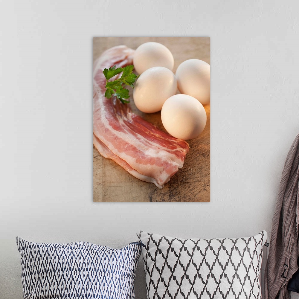 A bohemian room featuring Studio shot of bacon and eggs