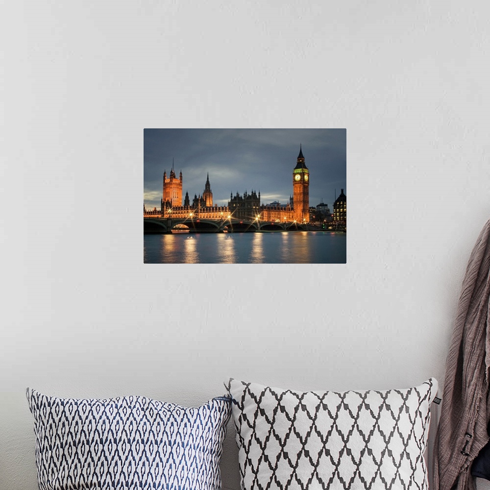 A bohemian room featuring View of London at night -  Big Ben, Houses of Parliament, London.