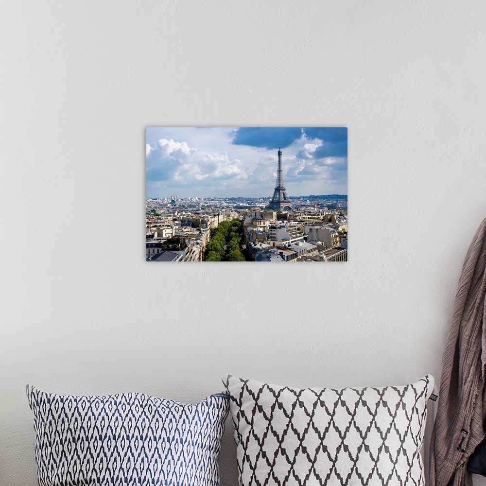A bohemian room featuring View of the Eiffel Tower from the roof of the Arc de Triomphe.