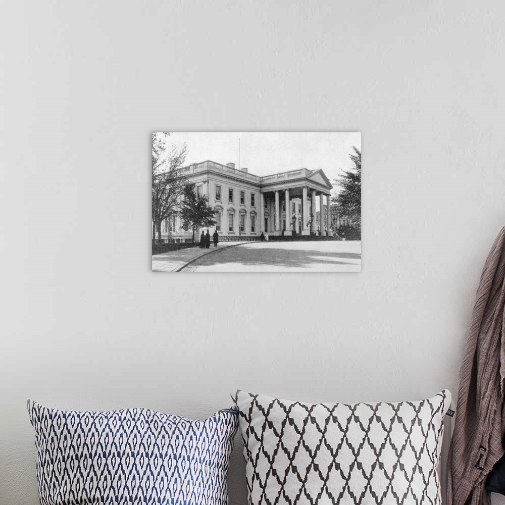 A bohemian room featuring White House, Washington DC