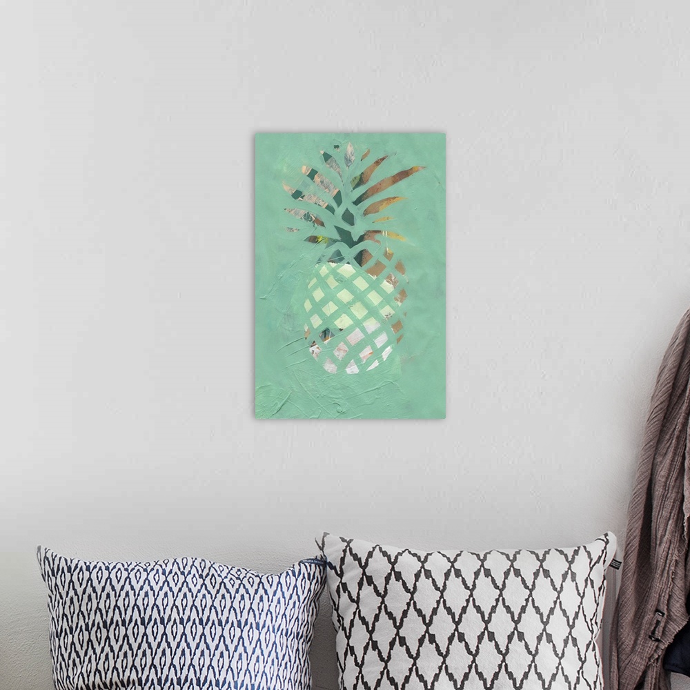 A bohemian room featuring Relief Pineapple