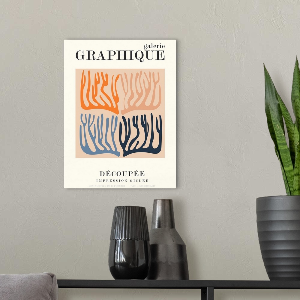 A modern room featuring Graphique 11