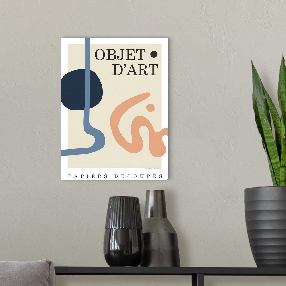 A modern room featuring Objet 7