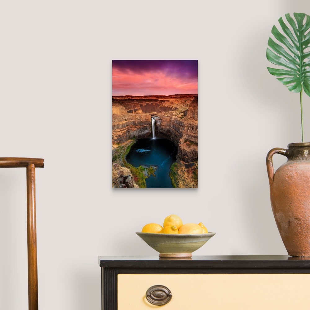 A traditional room featuring Palouse Falls