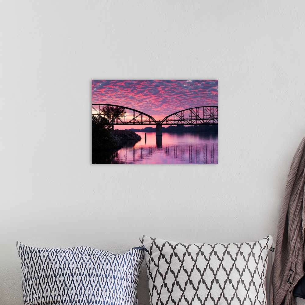 A bohemian room featuring USA, Arkansas, Little Rock, Clinton Presidential Park Bridge and Arkansas River, dawn