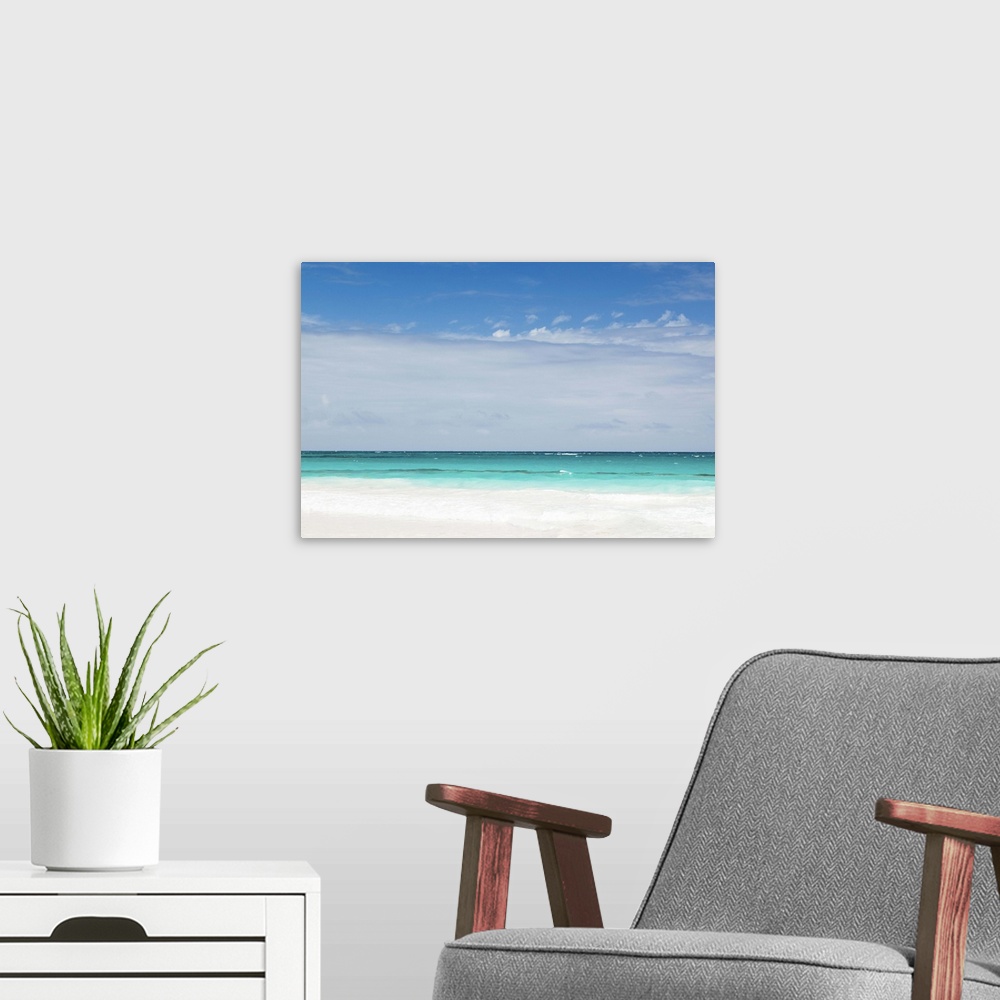 A modern room featuring Bahamas, Eleuthera Island, Harbour Island, Pink Sands Beach, morning