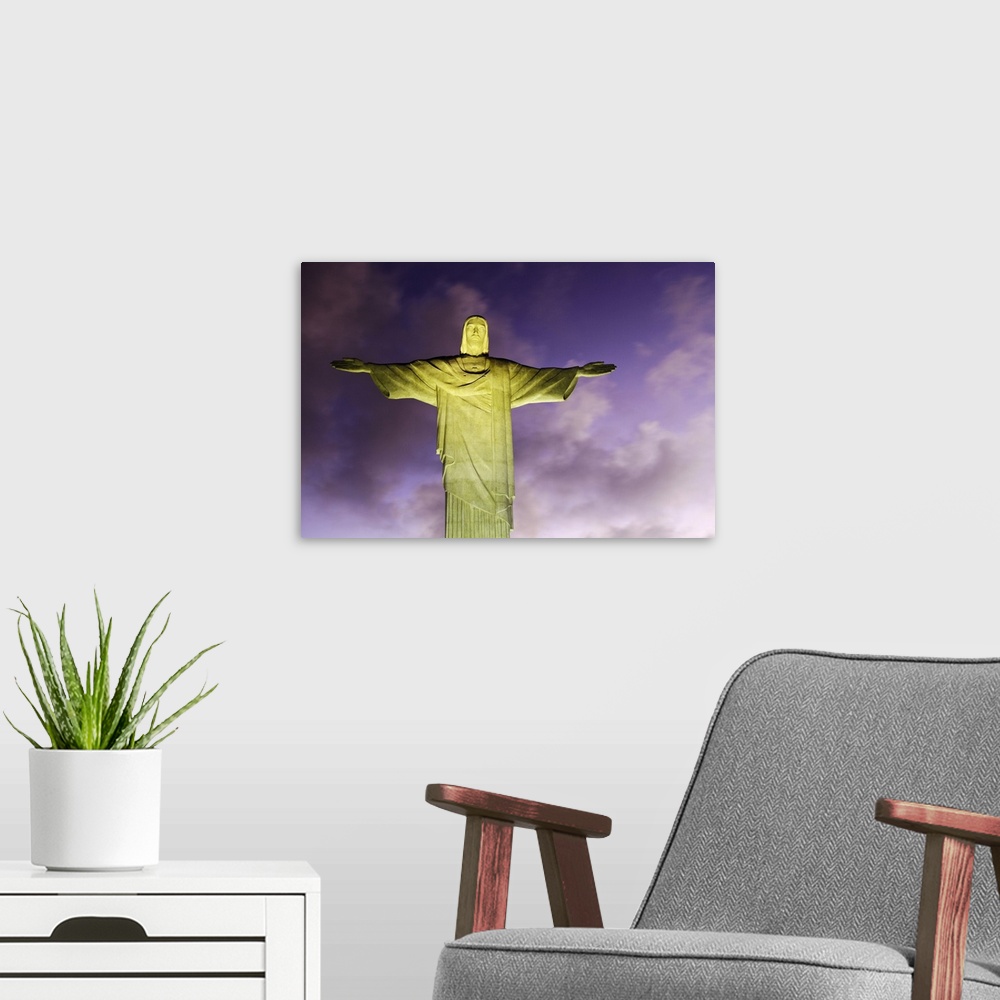 A modern room featuring Brazil, Rio De Janeiro, Cosme Velho,  Chirst  The Redeemer Statue at atop Cocovado at night
