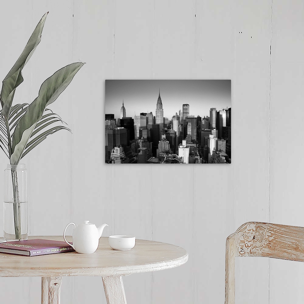 A farmhouse room featuring Chrysler Building and Midtown Manhattan Skyline, New York City