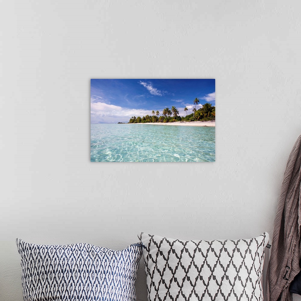 A bohemian room featuring Cook Islands, Aitutaki Atoll, Tropical Island And Beach