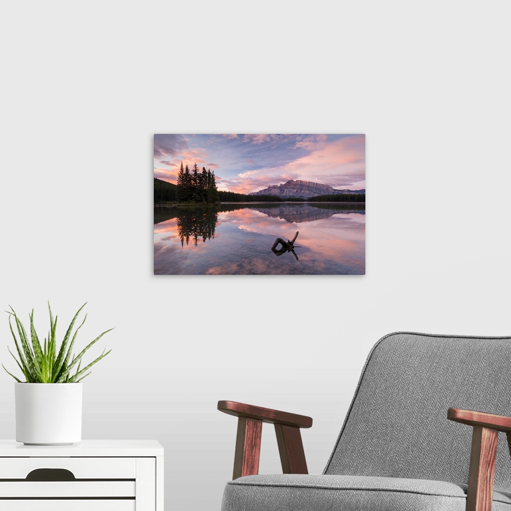 A modern room featuring Colourful dawn sky above Mount Rundle and Two Jack Lake, Banff National Park, Alberta, Canada. Au...