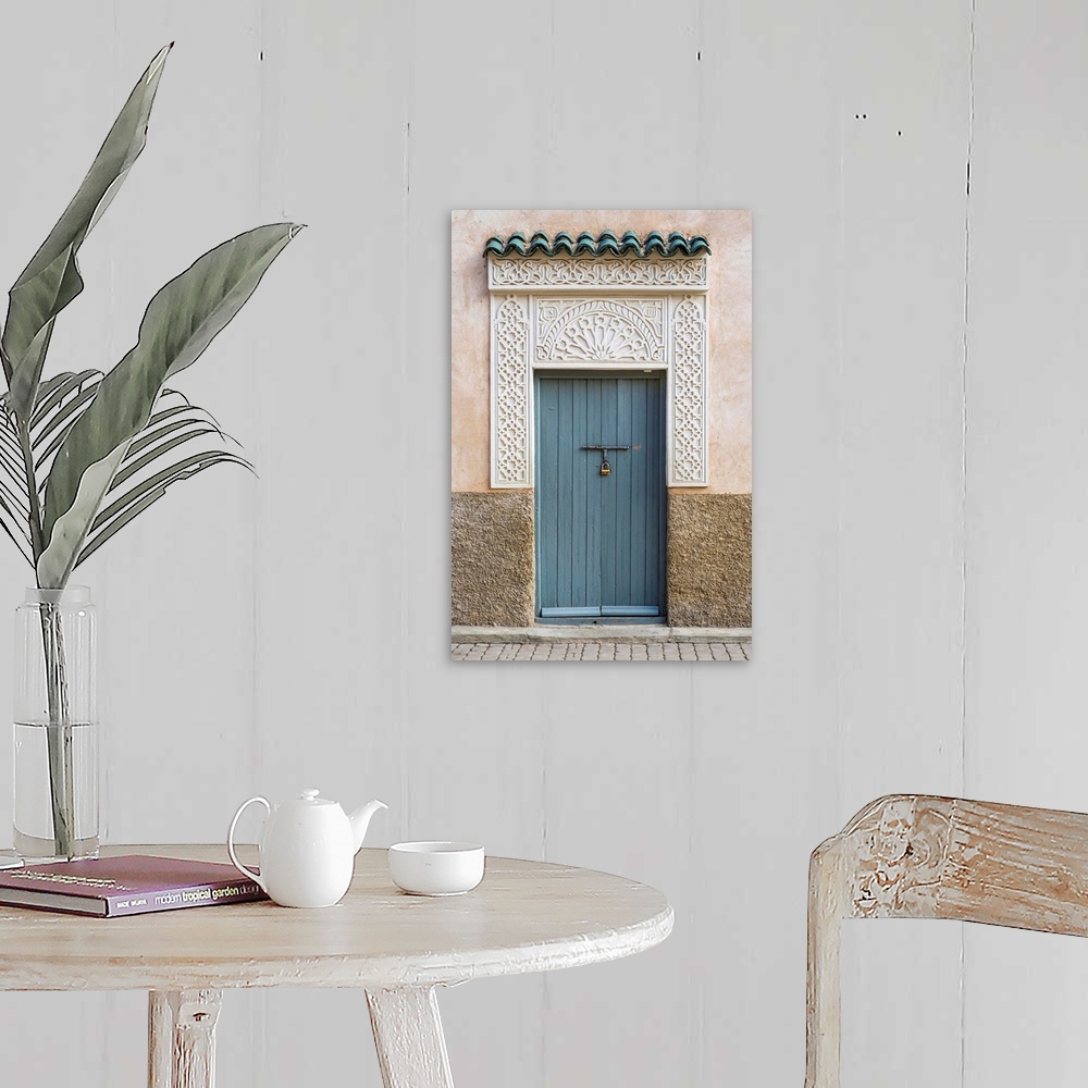 A farmhouse room featuring Morocco, Marrakech-Safi (Marrakesh-Tensift-El Haouz) region, Marrakesh. Decorative doorway in the...
