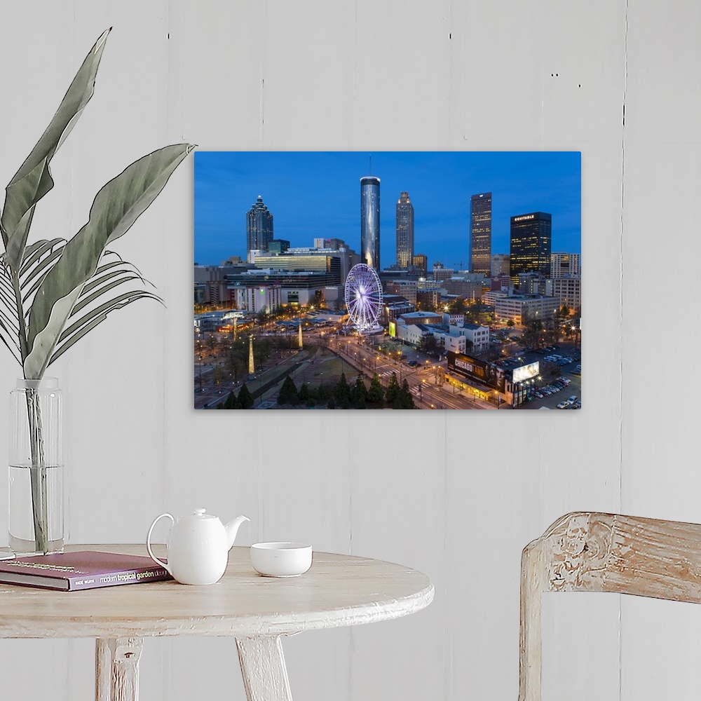 A farmhouse room featuring City skyline, elevated view over Downtown and the Centennial Olympic Park in Atlanta, Georgia, Un...