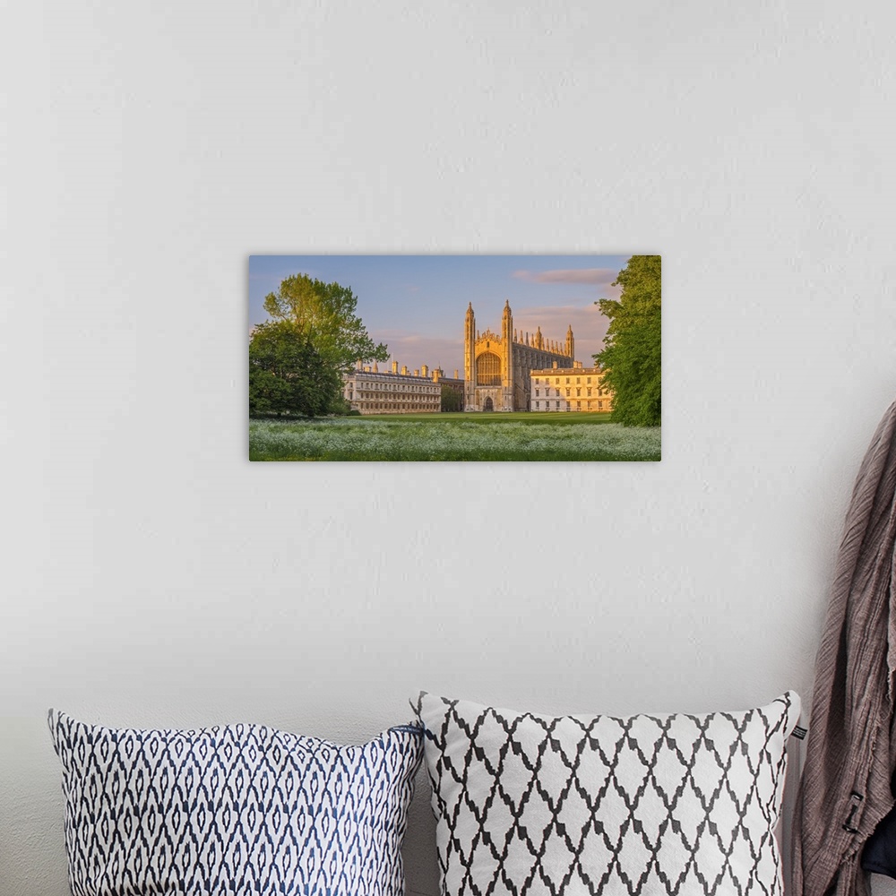 A bohemian room featuring UK, England, Cambridgeshire, Cambridge, The Backs, King's College, King's College Chapel.