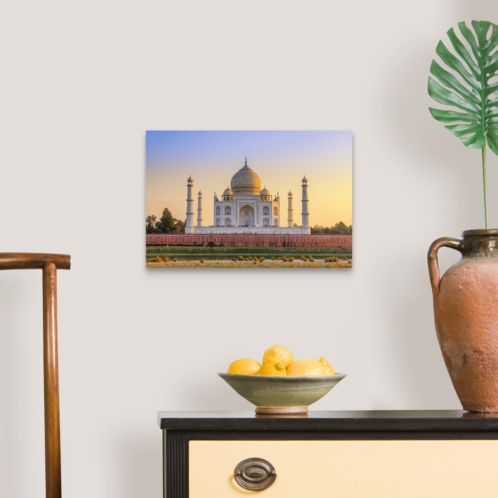 A traditional room featuring India, Taj Mahal Memorial At Sunset