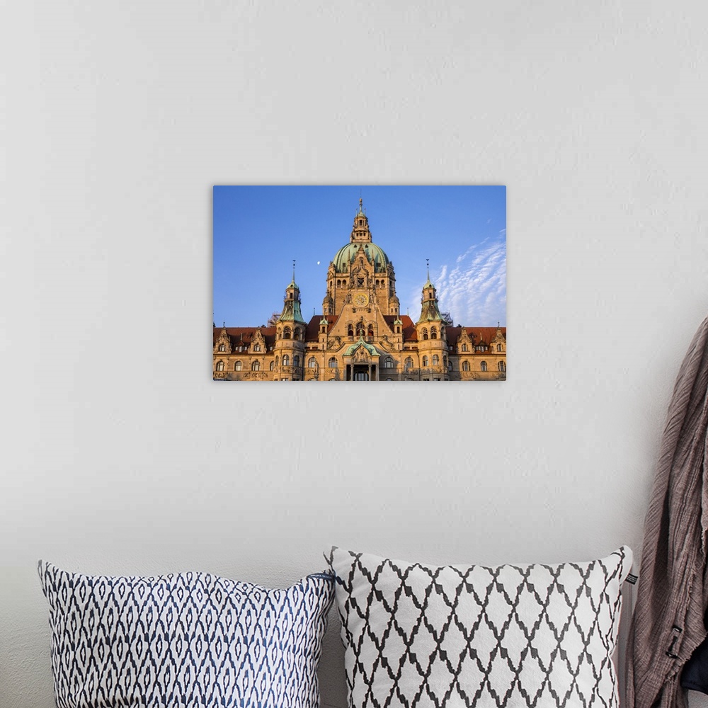 A bohemian room featuring New Town Hall (Neues Rathaus), Hannover, Lower Saxony, Germany