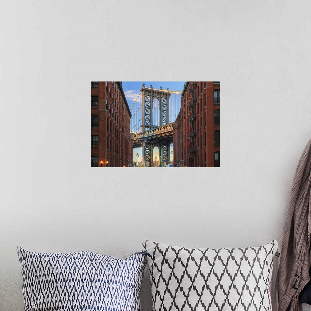 A bohemian room featuring USA, New York, Brooklyn, Dumbo, Manhattan Bridge and Empire State Building.