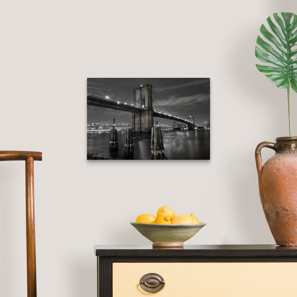 A traditional room featuring USA, New York City, Manhattan,  The Brooklyn and Manhattan Bridges spanning the East river