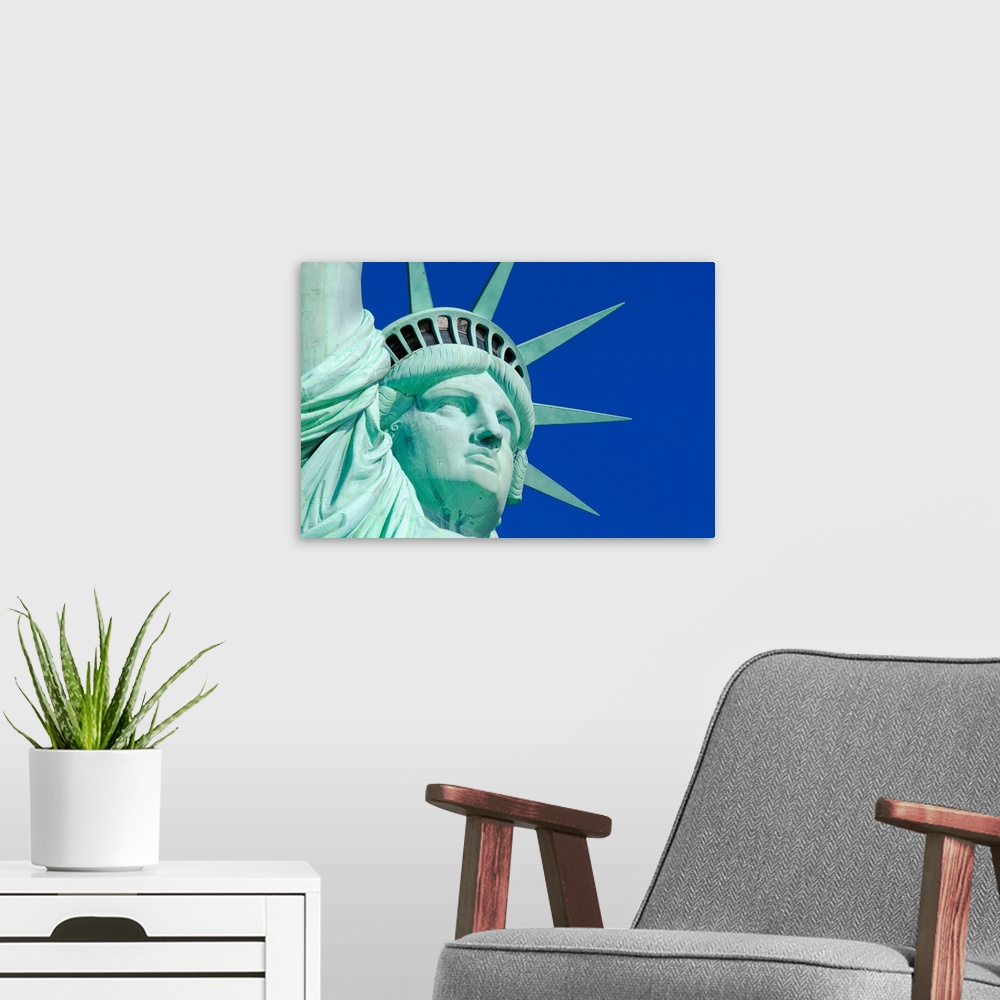 A modern room featuring USA, New York, Statue of Liberty