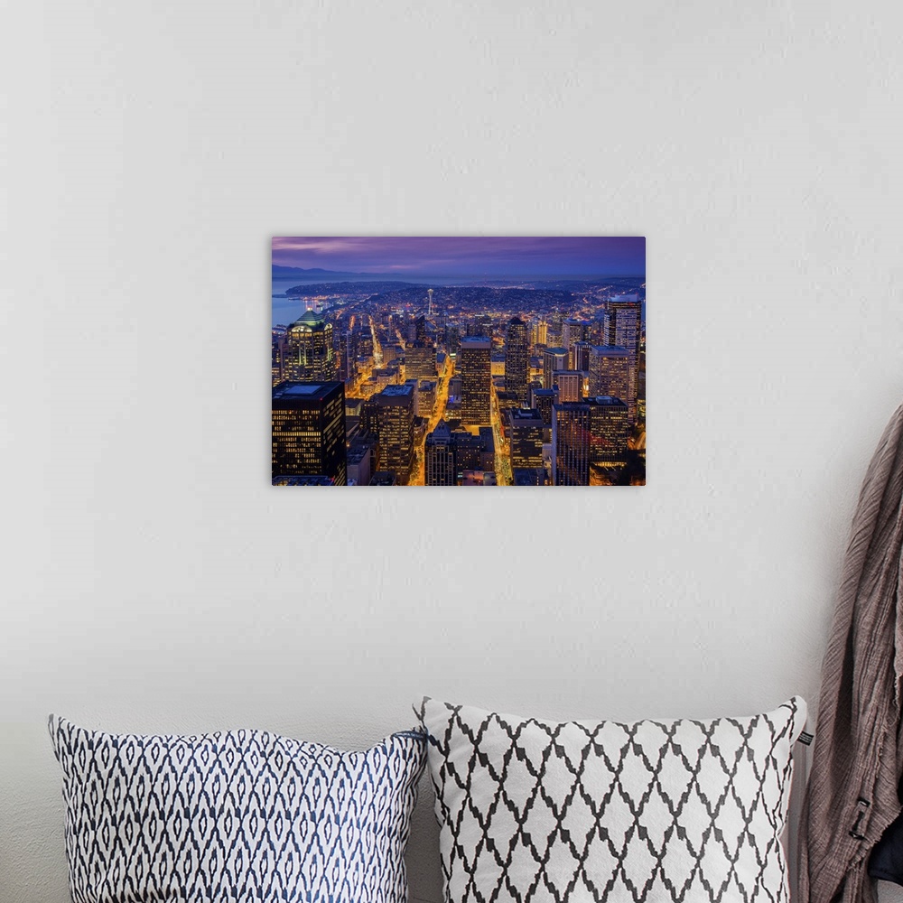A bohemian room featuring Night downtown skyline, Seattle, Washington, USA