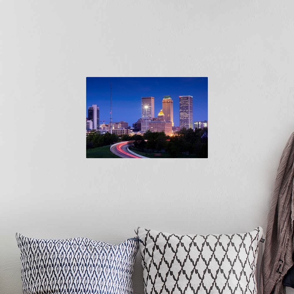 A bohemian room featuring USA, Oklahoma, Tulsa, skyline from Route 75, dawn
