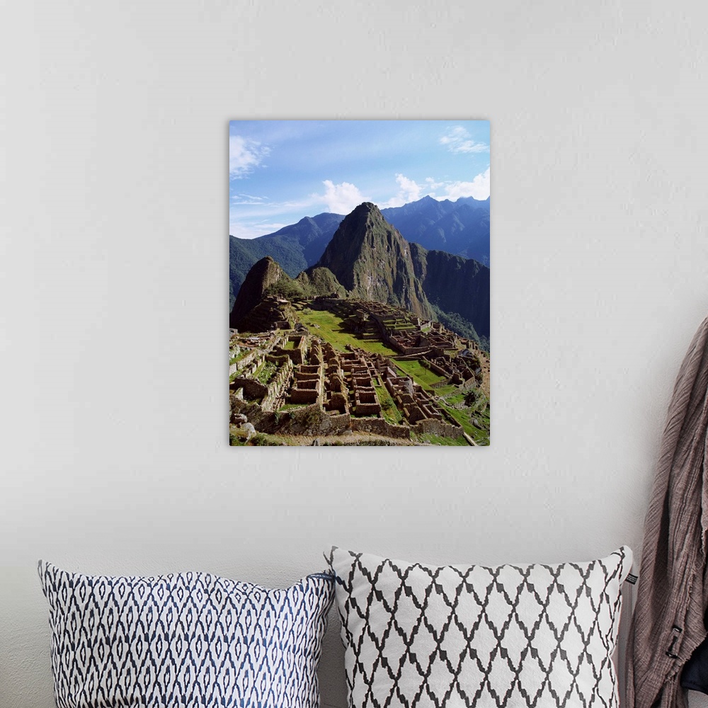 A bohemian room featuring Peru, Cuzco, Machu Picchu