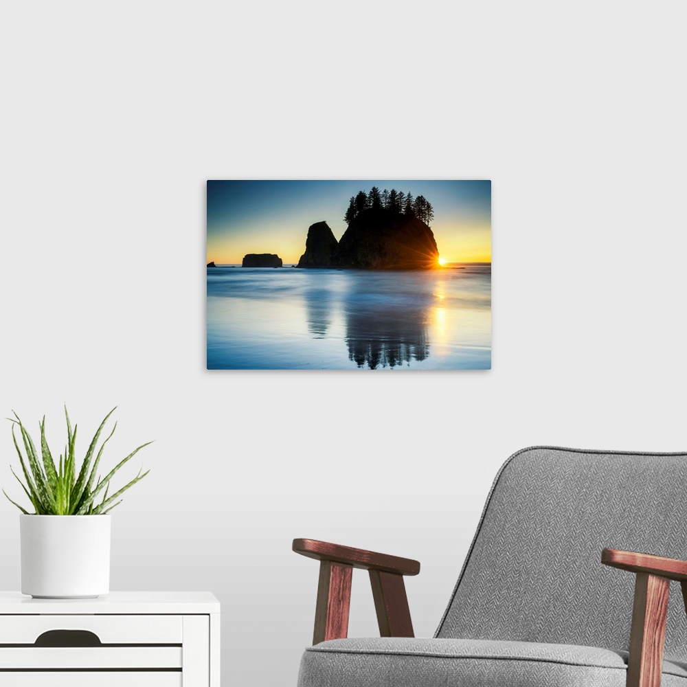 A modern room featuring Second Beach At Sunset, Olympic National Park, Washington, USA