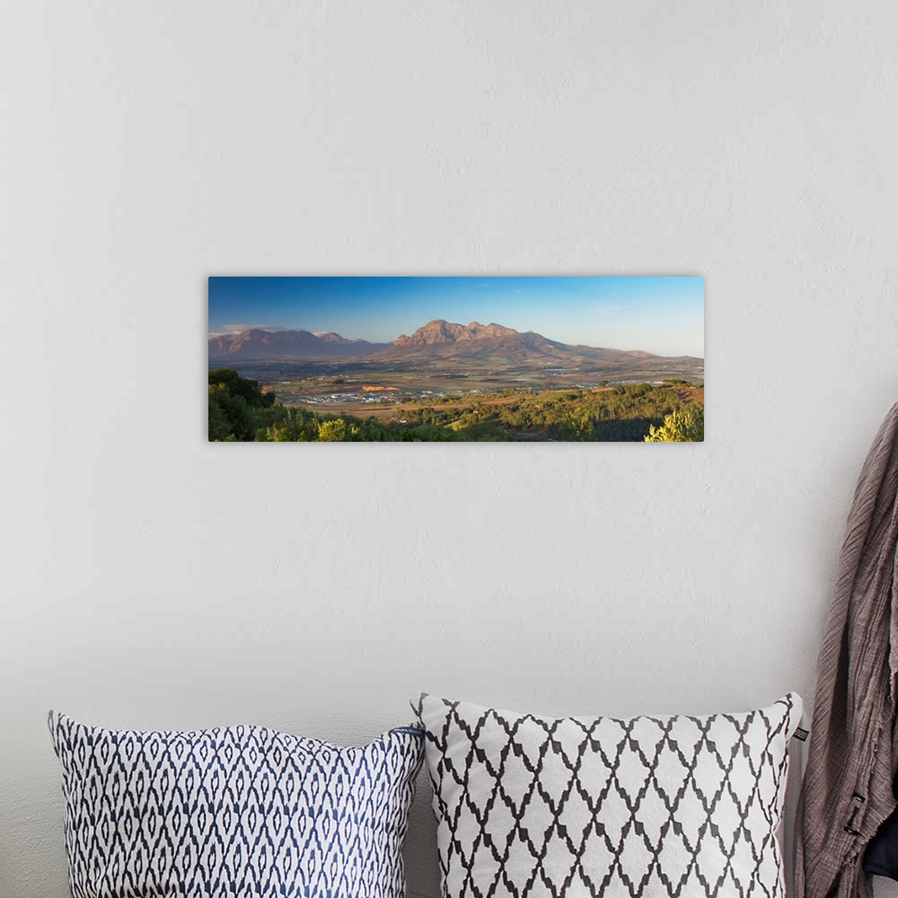 A bohemian room featuring Simonsberg Mountain and Paarl Valley, Paarl, Western Cape, South Africa