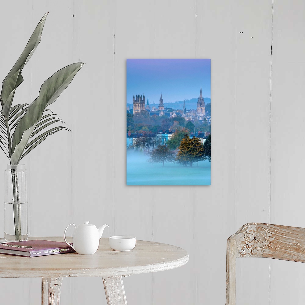 A farmhouse room featuring UK, England, Oxfordshire, Oxford, City Skyline From South Park