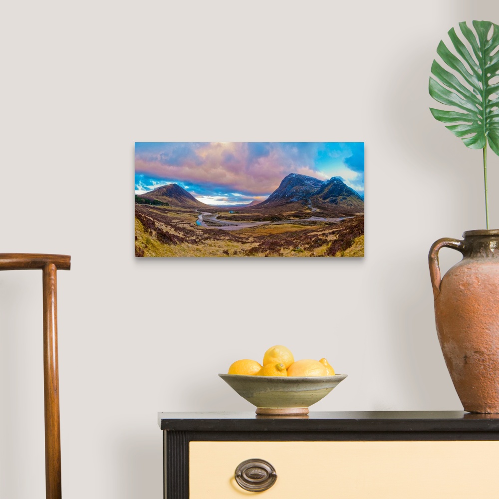 A traditional room featuring UK, Scotland, Highland, Glen Coe, Altnafeadh, Buachaille Etive M..r (right)
